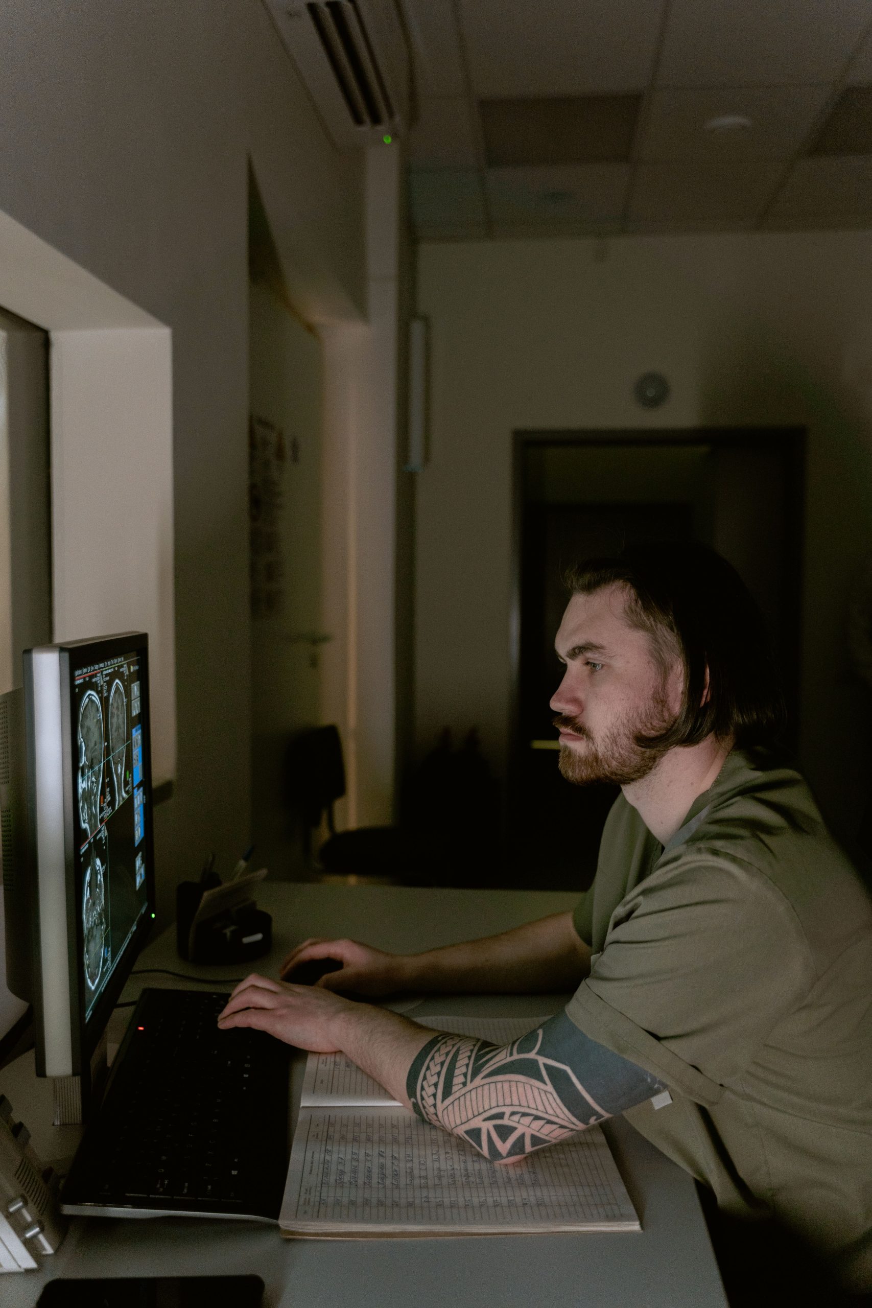 Wearable brain-computer interface technology
